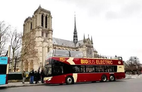 全球首辆纯电动观光客车在巴黎投入运营